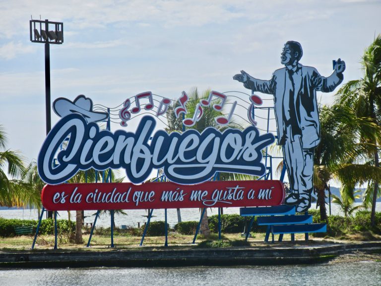 Cienfuegos copertina